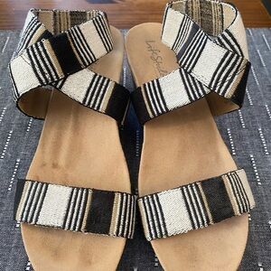 Life Stride Women's Sandals - Black and Cream Stripes 9